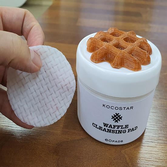 Kocostar Tea Tree Infused Waffle Cleansing Pads 60 pads